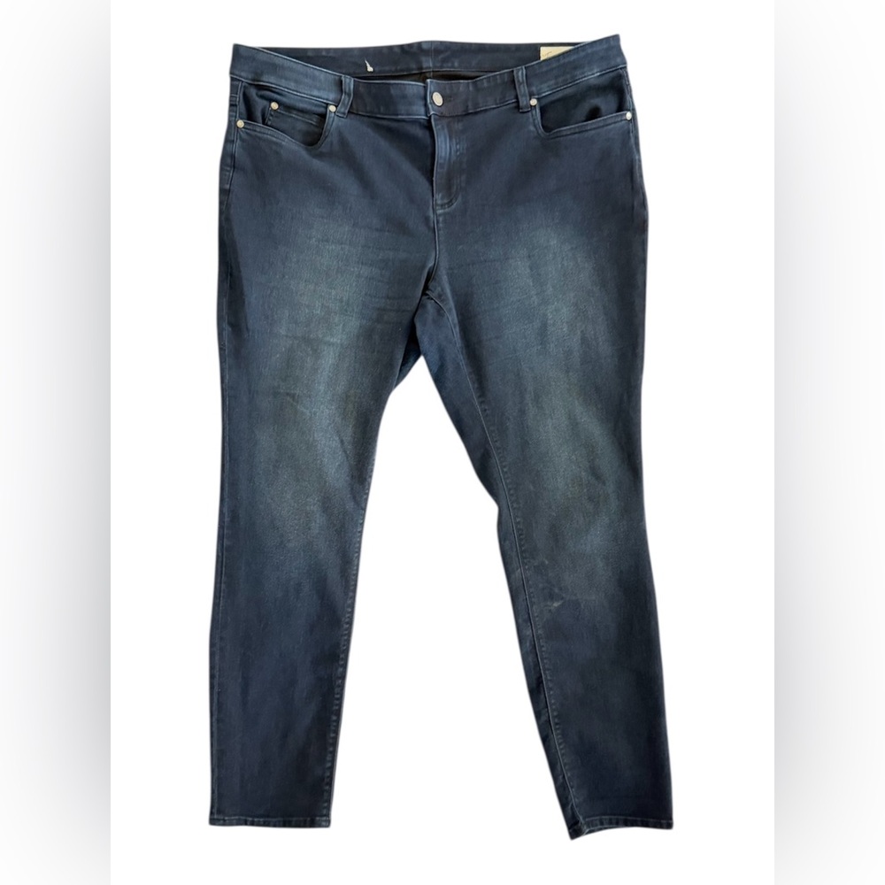 Vince Camuto Dark Blue Skinny Jeans.